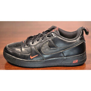 Nike Air Force 1 GS Size 6.5Y 'Black Light Crimson' Athletic Shoes FB8036-001